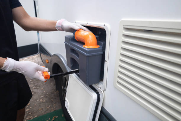 Best Portable toilet rental cost  in Farley, KY